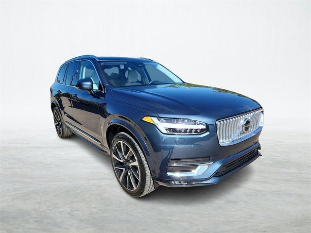 2024 Volvo XC90 Plus Bright Theme