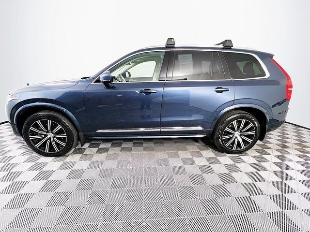 2024 Volvo XC90 Plus Bright Theme