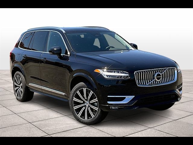 2024 Volvo XC90 Plus Bright Theme