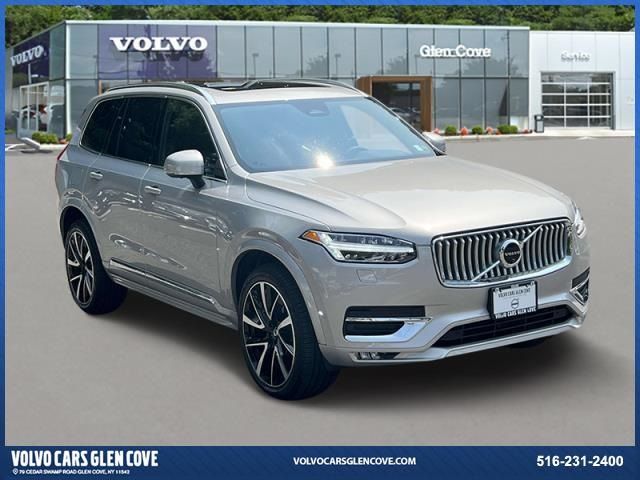 2024 Volvo XC90 Plus Bright Theme