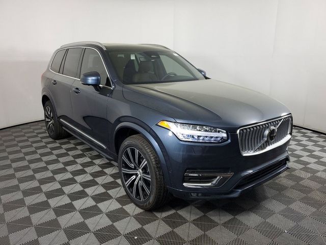 2024 Volvo XC90 Plus Bright Theme