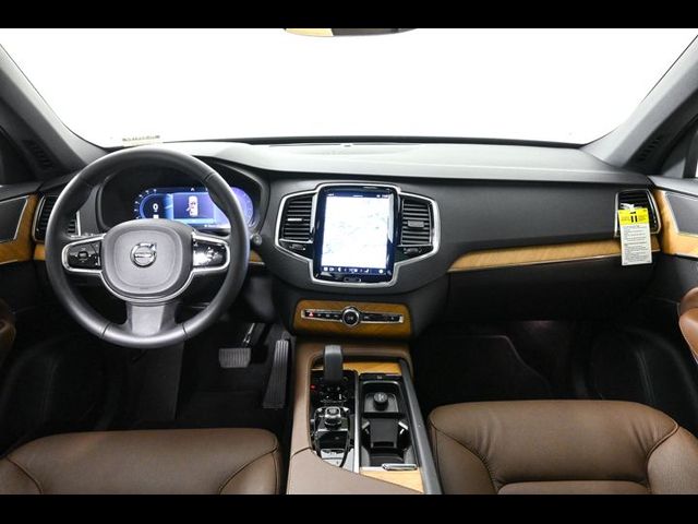 2024 Volvo XC90 Plus Bright Theme