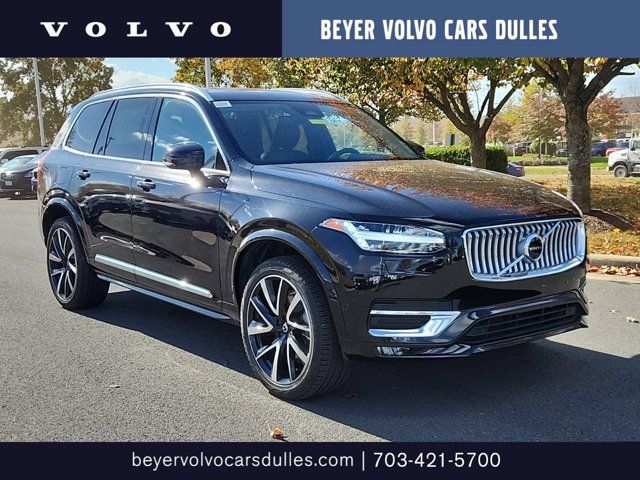 2024 Volvo XC90 Plus Bright Theme