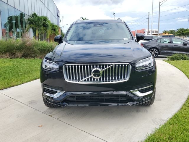 2024 Volvo XC90 Plus Bright Theme