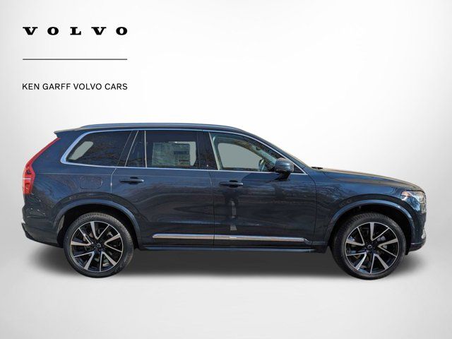 2024 Volvo XC90 Plus Bright Theme