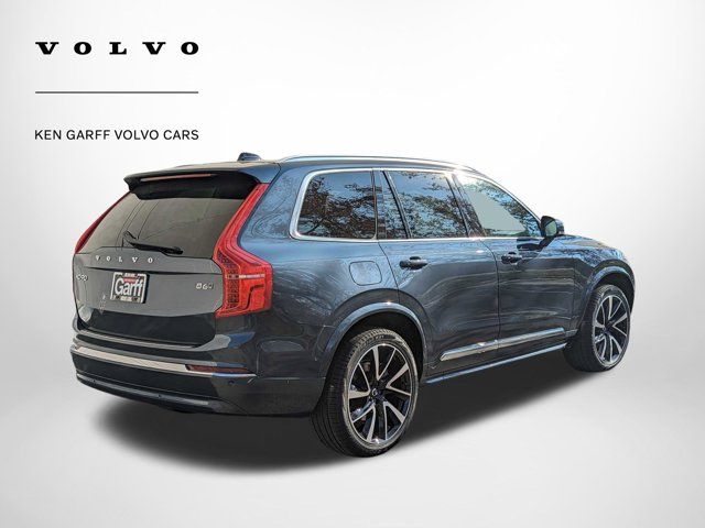 2024 Volvo XC90 Plus Bright Theme