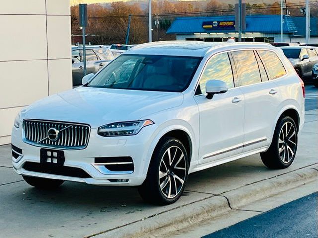 2024 Volvo XC90 Plus Bright Theme