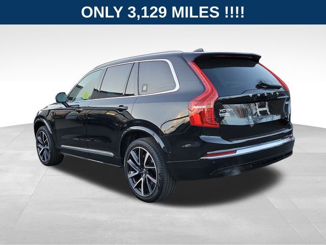 2024 Volvo XC90 Plus Bright Theme