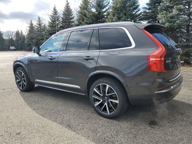 2024 Volvo XC90 Plus Bright Theme