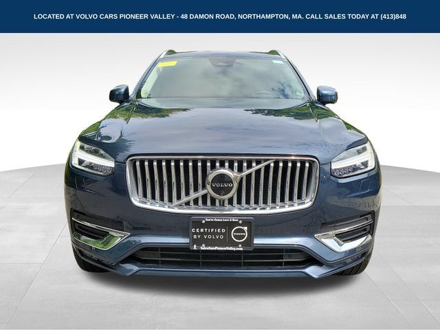 2024 Volvo XC90 Plus Bright Theme