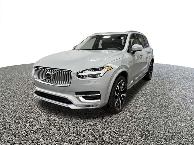 2024 Volvo XC90 Plus Bright Theme