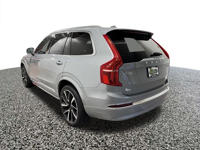 2024 Volvo XC90 Plus Bright Theme