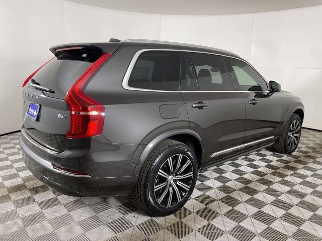 2024 Volvo XC90 Plus Bright Theme