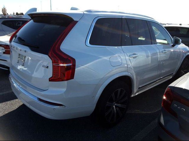 2024 Volvo XC90 Plus Bright Theme