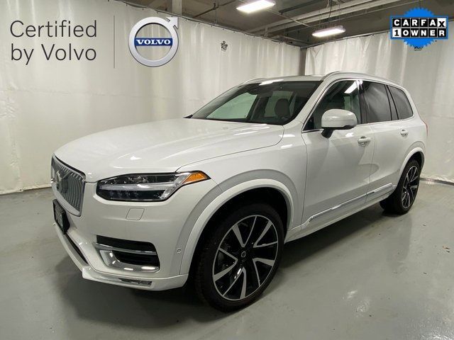 2024 Volvo XC90 Plus Bright Theme