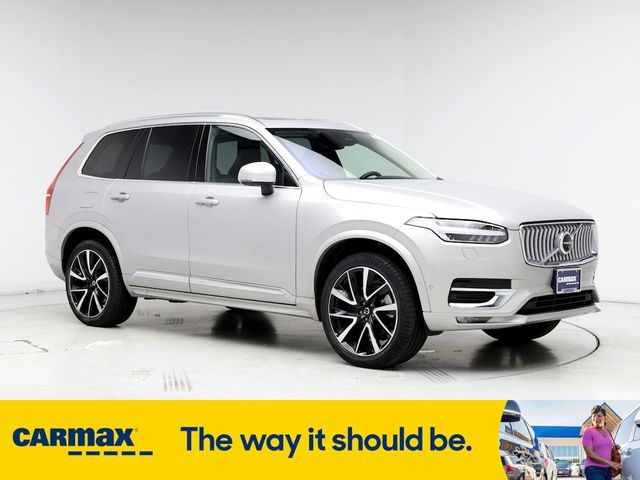 2024 Volvo XC90 Plus Bright Theme