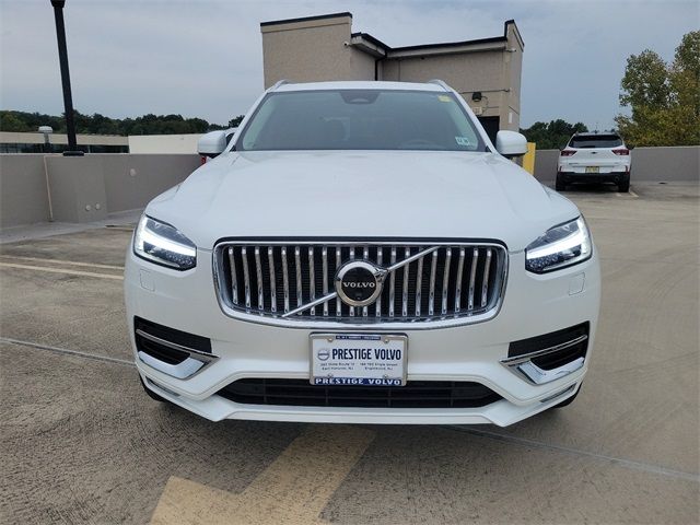 2024 Volvo XC90 Plus Bright Theme