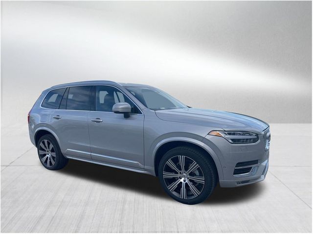 2024 Volvo XC90 Plus Bright Theme