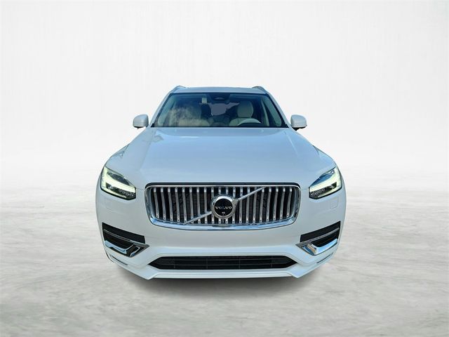 2024 Volvo XC90 Plus Bright Theme