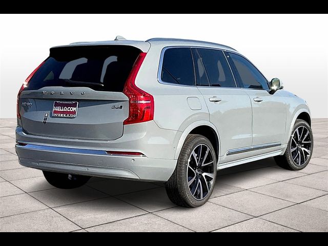 2024 Volvo XC90 Plus Bright Theme