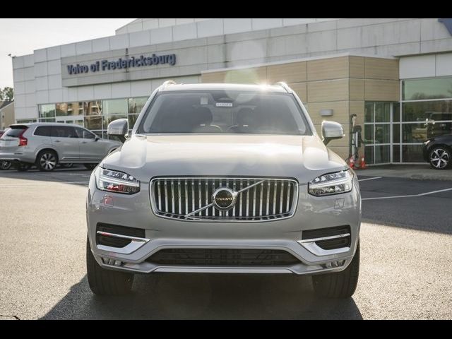 2024 Volvo XC90 Plus Bright Theme