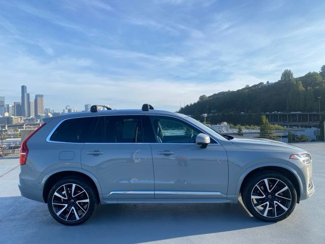 2024 Volvo XC90 Plus Bright Theme