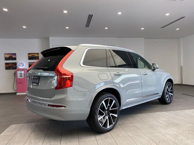 2024 Volvo XC90 Plus Bright Theme