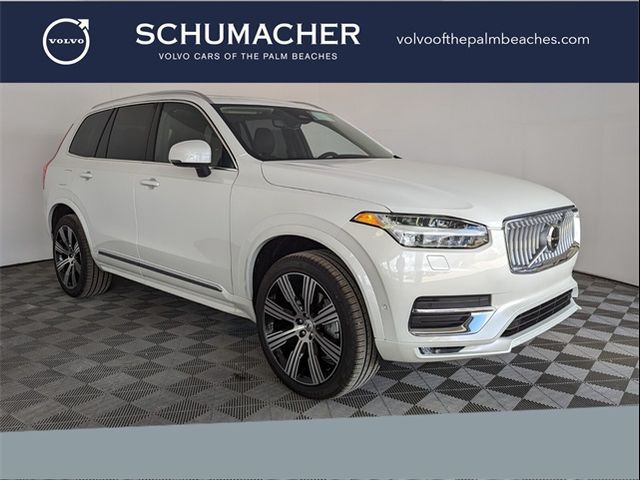 2024 Volvo XC90 Plus Bright Theme