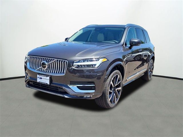 2024 Volvo XC90 Plus Bright Theme