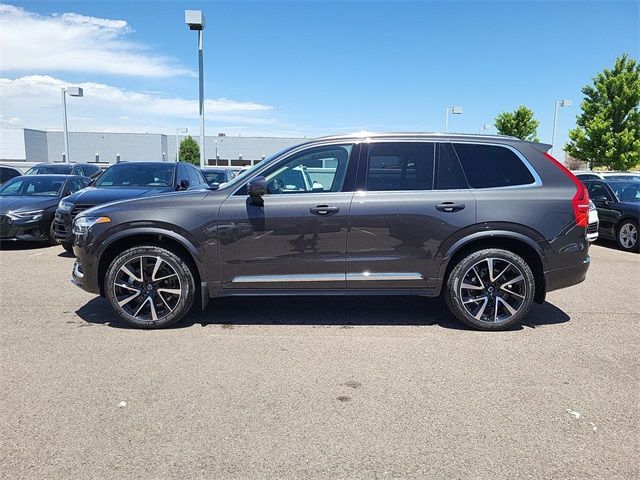 2024 Volvo XC90 Plus Bright Theme