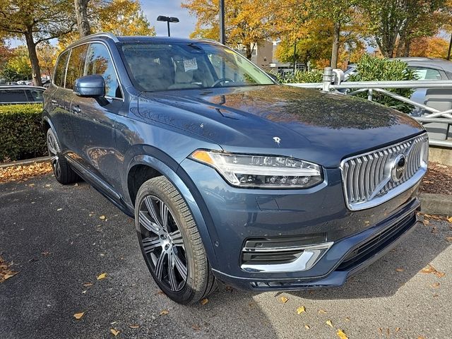 2024 Volvo XC90 Plus Bright Theme