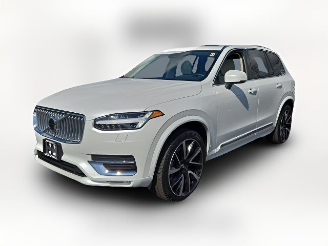 2024 Volvo XC90 Plus Bright Theme