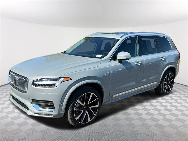 2024 Volvo XC90 Plus Bright Theme