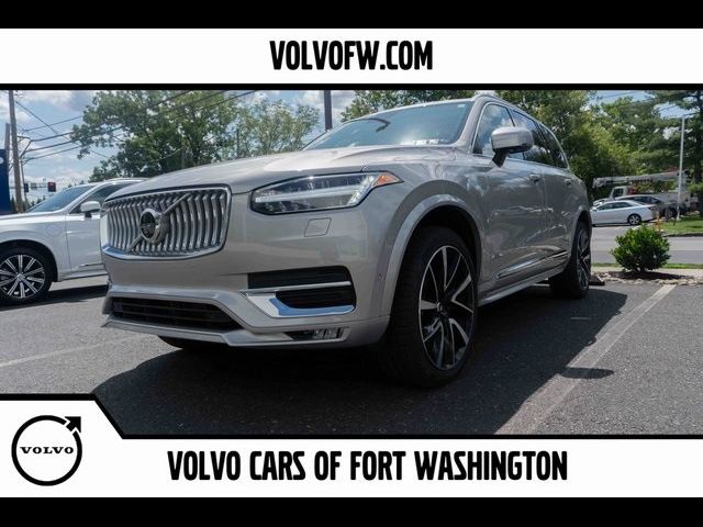 2024 Volvo XC90 Plus Bright Theme