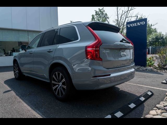 2024 Volvo XC90 Plus Bright Theme