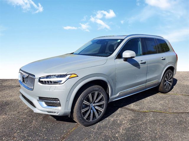 2024 Volvo XC90 Plus Bright Theme