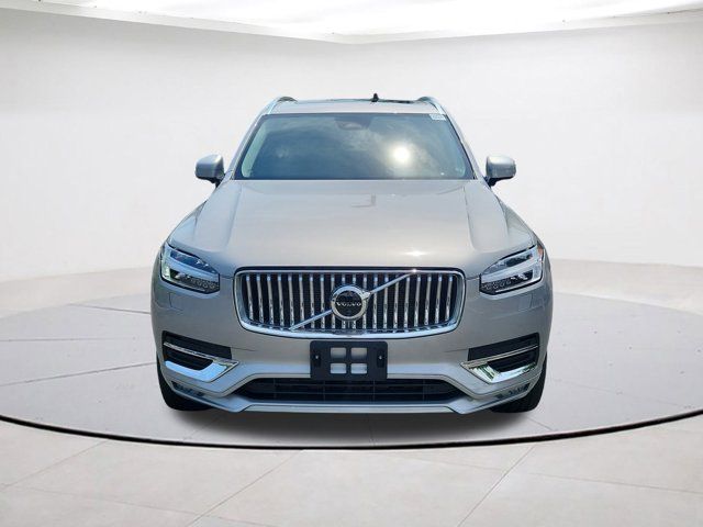 2024 Volvo XC90 Plus Bright Theme