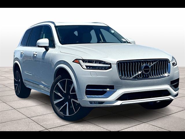 2024 Volvo XC90 Plus Bright Theme