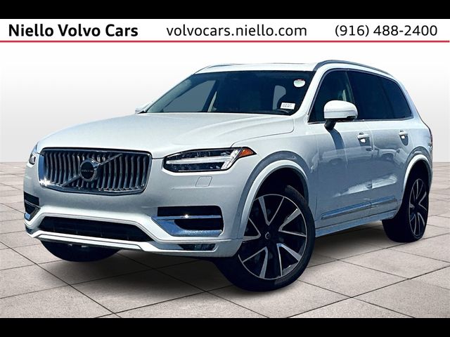 2024 Volvo XC90 Plus Bright Theme