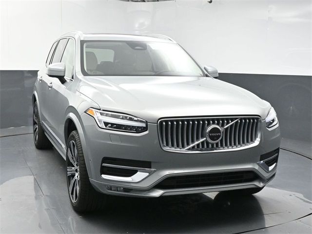 2024 Volvo XC90 Plus Bright Theme