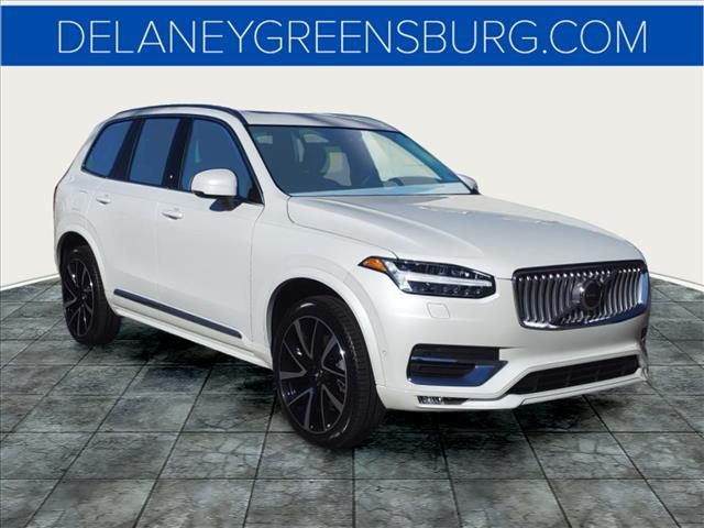 2024 Volvo XC90 Plus Bright Theme