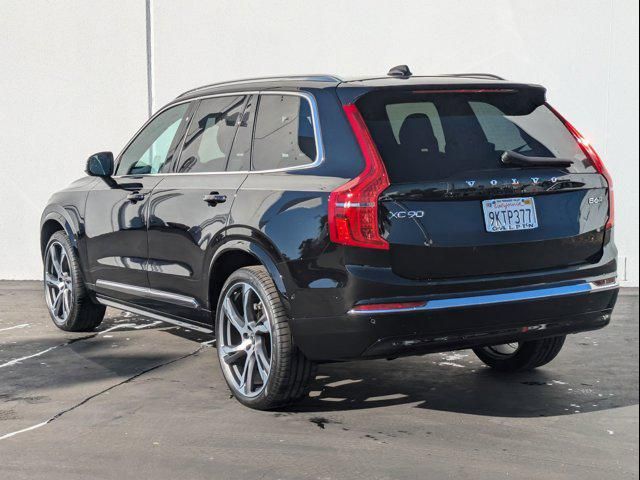 2024 Volvo XC90 Plus Bright Theme