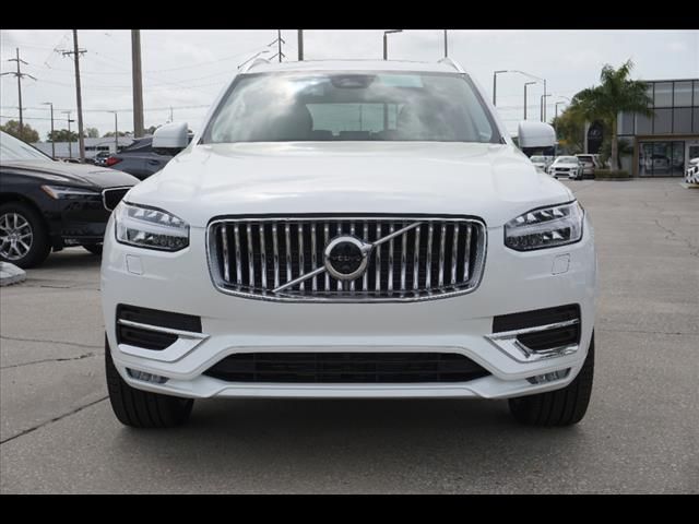 2024 Volvo XC90 Plus Bright Theme