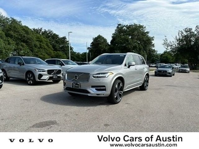 2024 Volvo XC90 Ultimate Bright Theme