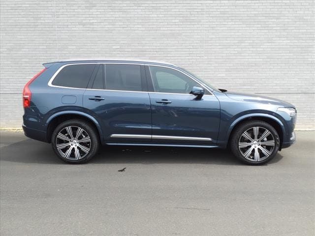 2024 Volvo XC90 Ultimate Bright Theme