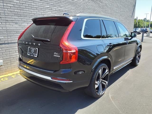 2024 Volvo XC90 Ultimate Bright Theme