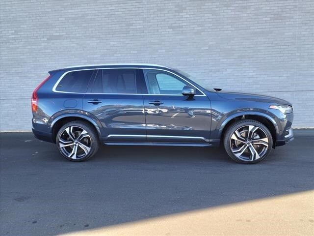 2024 Volvo XC90 Ultimate Bright Theme