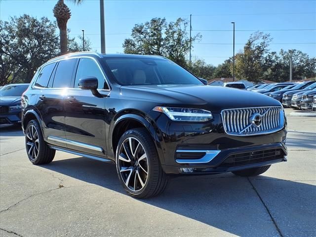 2024 Volvo XC90 Ultimate Bright Theme