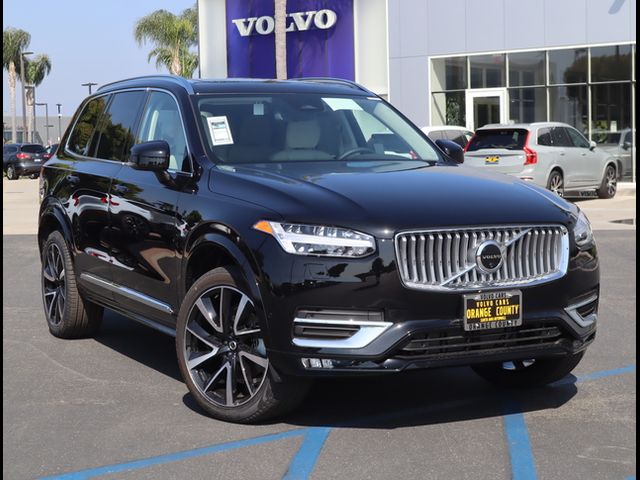 2024 Volvo XC90 Plus Bright Theme