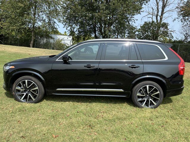 2024 Volvo XC90 Plus Bright Theme